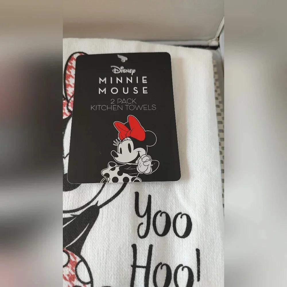 4 pack Disney Minnie Mouse Kitchen Towels 